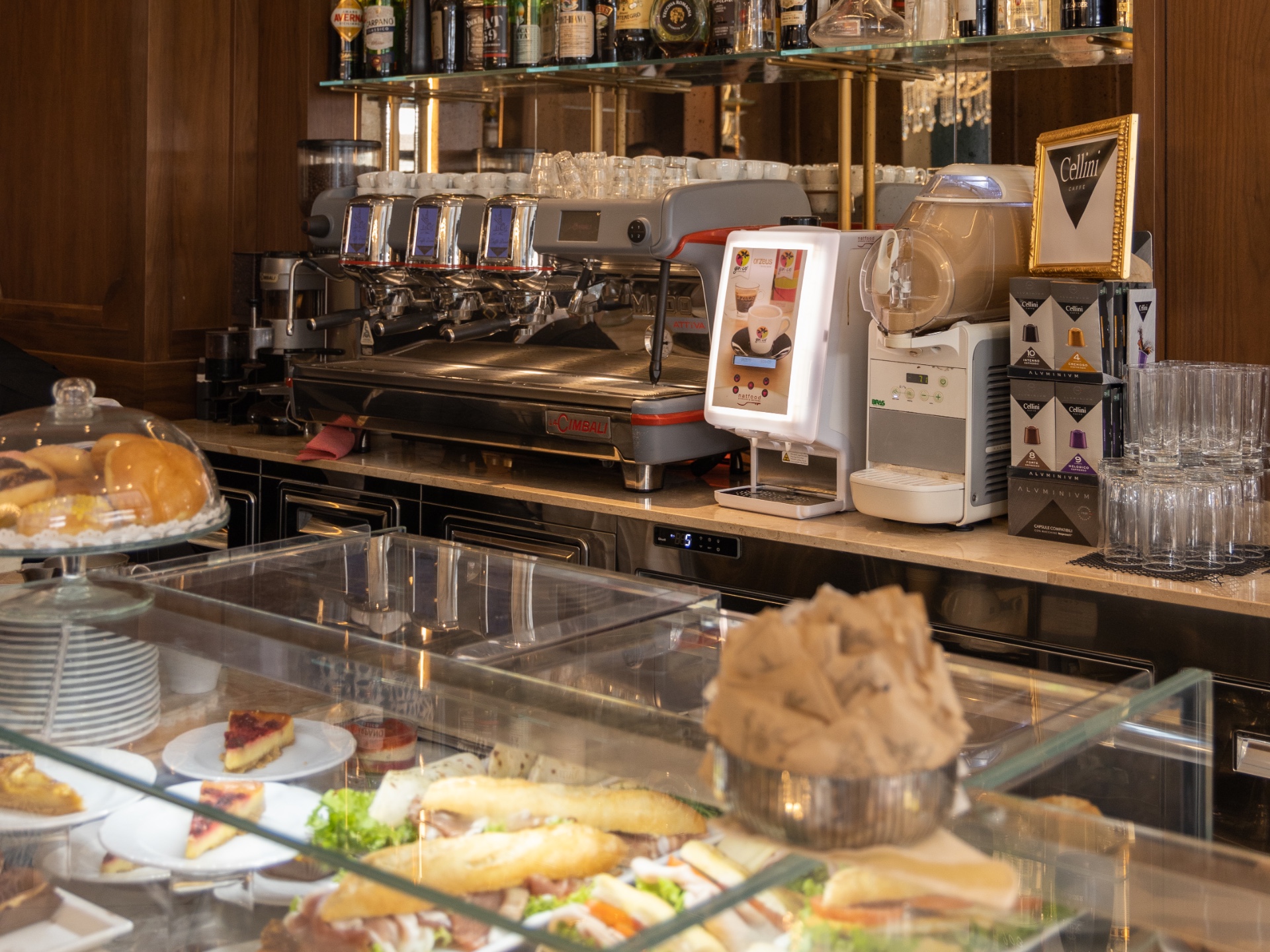 caffe-dante-ristorante-bar-milano-via-dante-duomo27